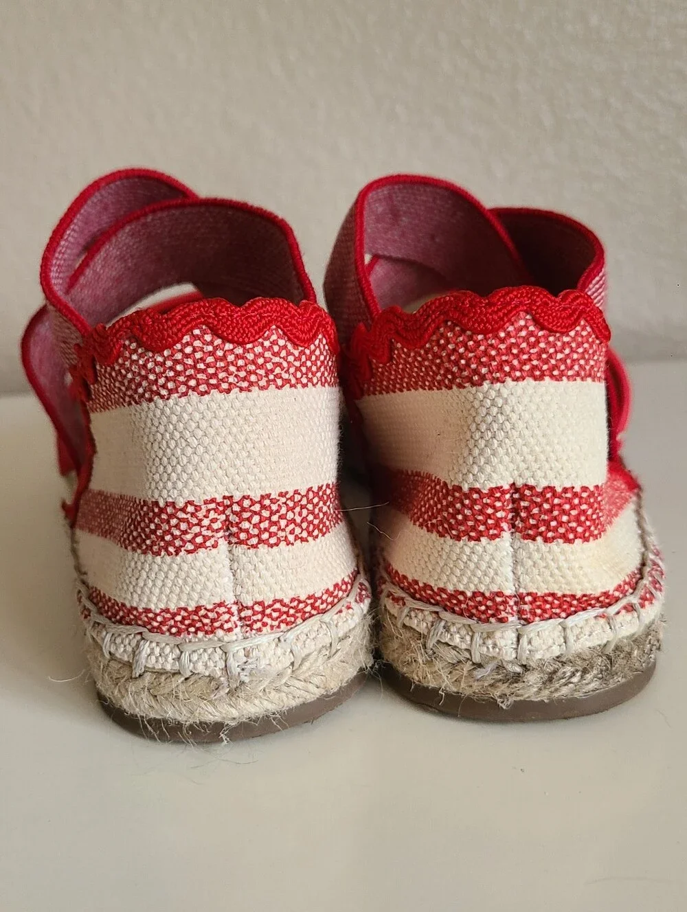 lands' end red & white striped elastic strap espadrilles size 7